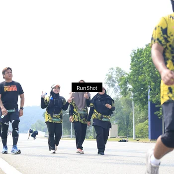 Runner Photo 6947166