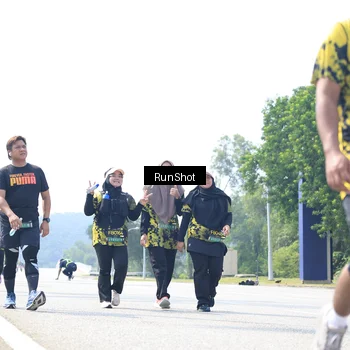 Runner Photo 6947167