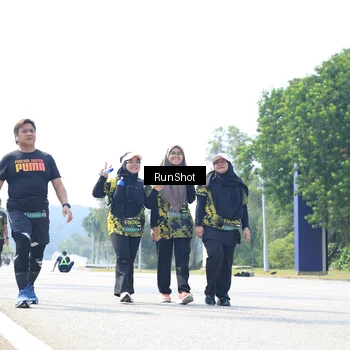 Runner Photo 6947172