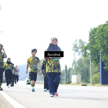 Runner Photo 6947242