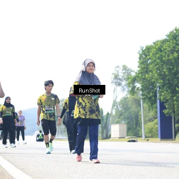 Runner Photo 6947243