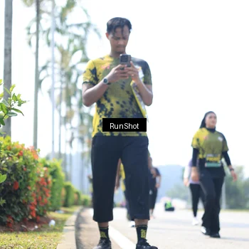 Runner Photo 6947318