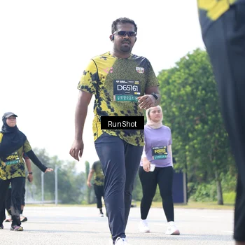 Runner Photo 6947352