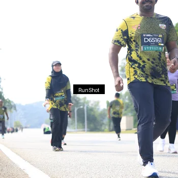 Runner Photo 6947356