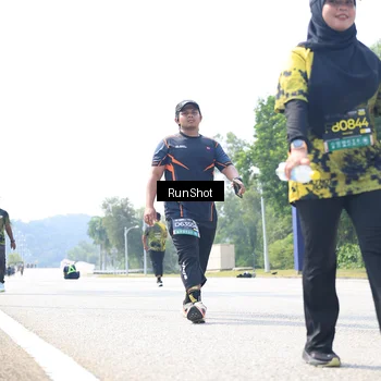 Runner Photo 6947386