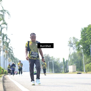 Runner Photo 6947407