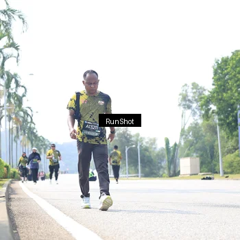 Runner Photo 6947408