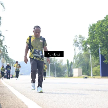 Runner Photo 6947411