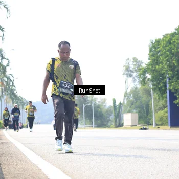 Runner Photo 6947412