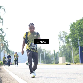 Runner Photo 6947413
