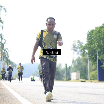 Runner Photo 6947419