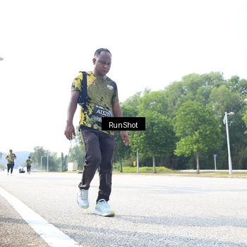 Runner Photo 6947433