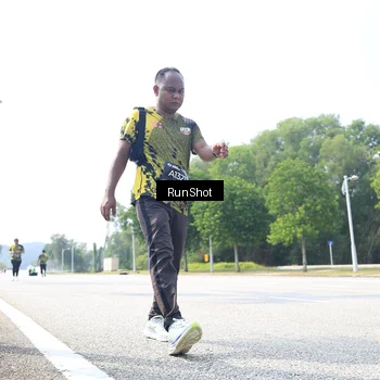 Runner Photo 6947435