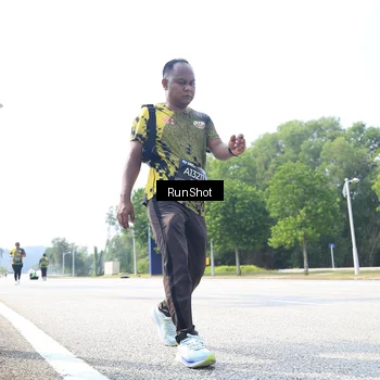 Runner Photo 6947436