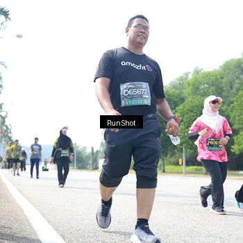 Runner Photo 6947493