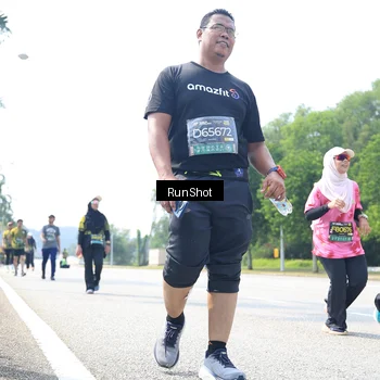 Runner Photo 6947494