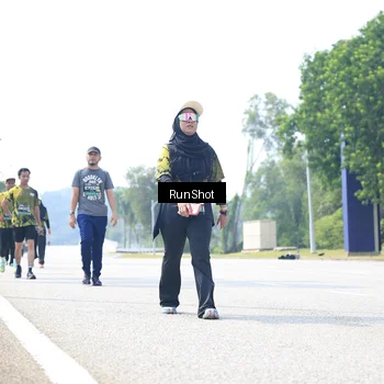Runner Photo 6947509