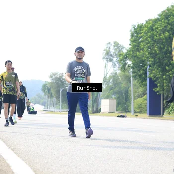 Runner Photo 6947532