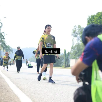 Runner Photo 6947559