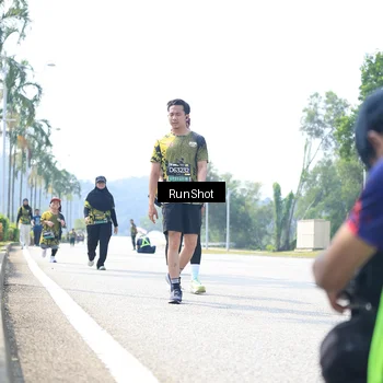 Runner Photo 6947560