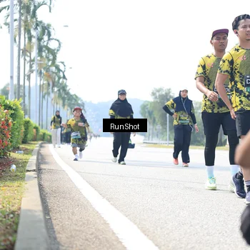 Runner Photo 6947570