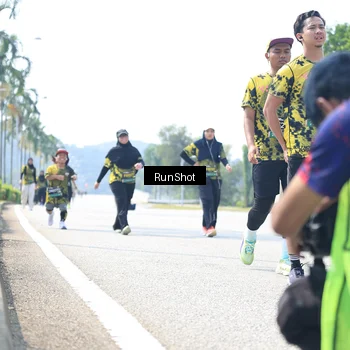 Runner Photo 6947574