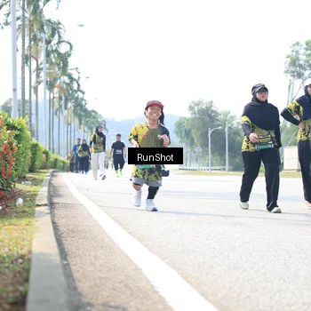 Runner Photo 6947595