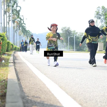 Runner Photo 6947598