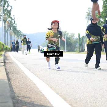 Runner Photo 6947604
