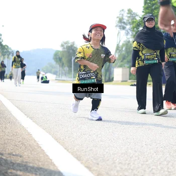 Runner Photo 6947615