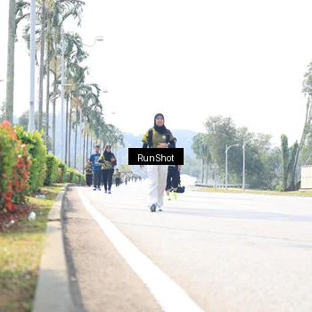 Runner Photo 6947645