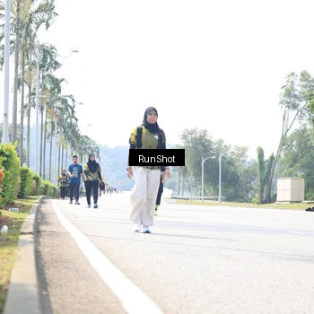 Runner Photo 6947655