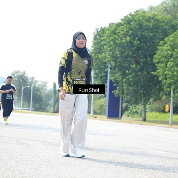 Runner Photo 6947656