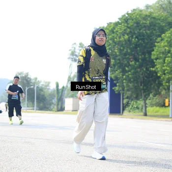 Runner Photo 6947661