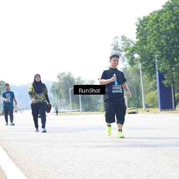 Runner Photo 6947670