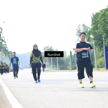 Runner Photo 6947672