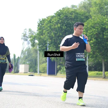 Runner Photo 6947680