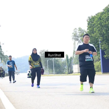 Runner Photo 6947681