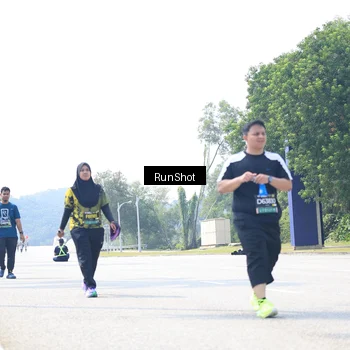 Runner Photo 6947687