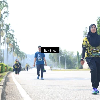 Runner Photo 6947692