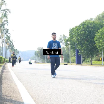Runner Photo 6947709