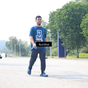 Runner Photo 6947711