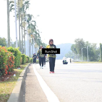 Runner Photo 6947725
