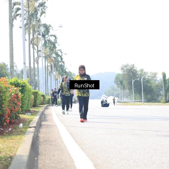 Runner Photo 6947727