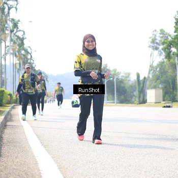 Runner Photo 6947757