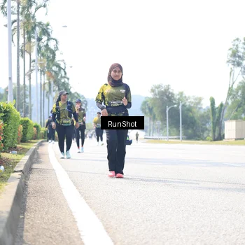 Runner Photo 6947759
