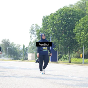Runner Photo 6947818