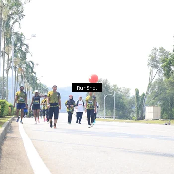 Runner Photo 6947957