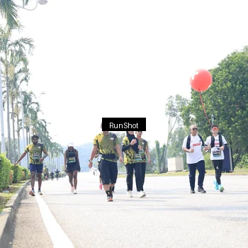 Runner Photo 6947992
