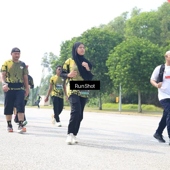 Runner Photo 6948009